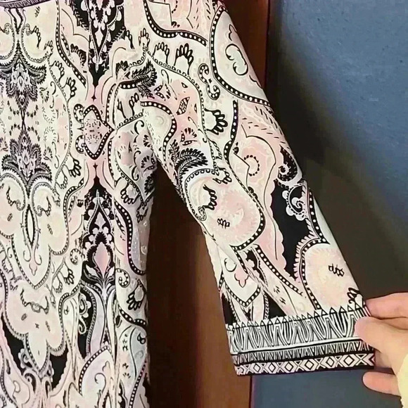 Printed Dress - Picture 5 of 6